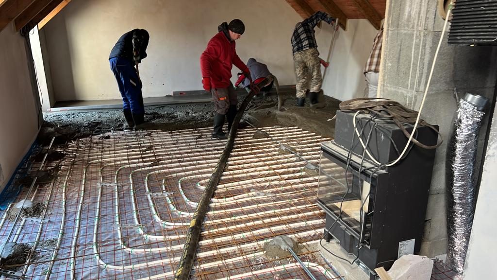 Betonáž podlahy s podlahovým topením